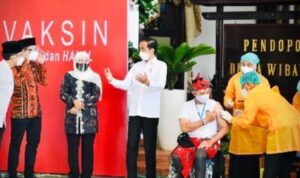 Vaksin AstraZeneca Segera Disebar di Jawa Timur