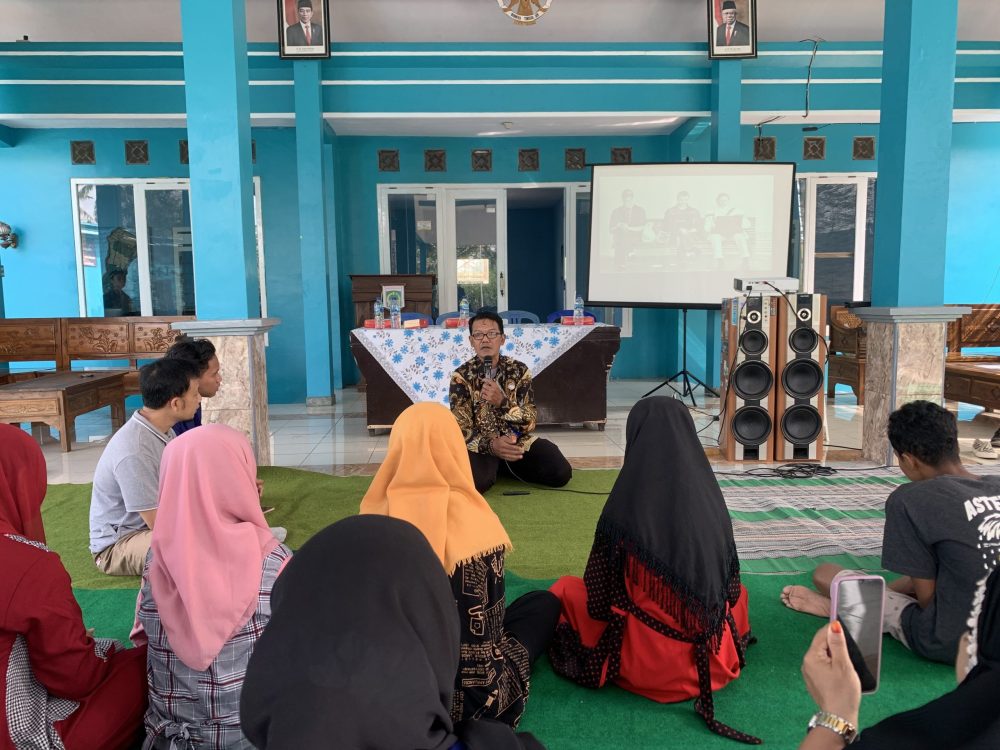 BNNK Malang bersama Mahasiswa UM berikan Edukasi Pencegahan Kenakalan Remaja dan Pernikahan Dini