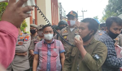 Aktivis MPR Madura Raya Kepung Kantor Inspektorat Sumenep
