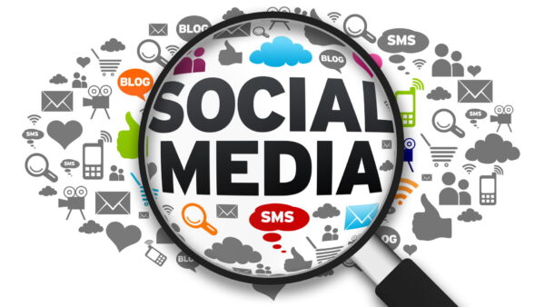 Analisis Jejaring Sosial Menggunakan Social Network Analysis untuk Membantu Social CRM bagi UMKM di Cimahi