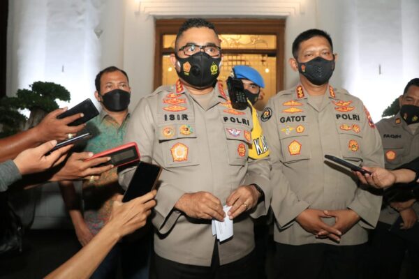 Kapolrestabes Surabaya: 5 Oknum Anggota Satresnarkoba Diamankan di Hotel Midtown