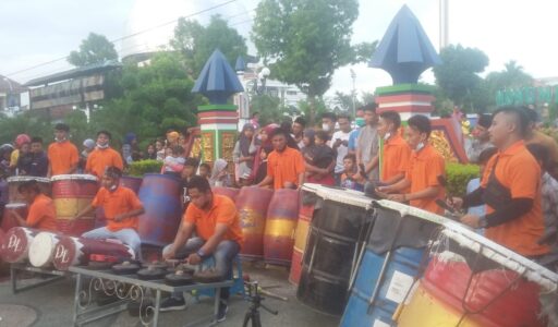 Lestarikan Budaya, 2 Group Musik Daol Dug Dug di Sampang Sajikan Musik Tradisioanal Sambil Galang Dana