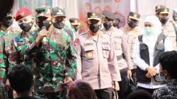 Pelaksanaan Vaksinasi di Kediri Ditinjau Langsung Kapolri dan Panglima TNI
