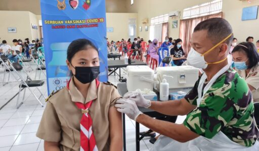 Generasi Milenial Dominasi Serbuan Vaksinasi di Lanud Sam Ratulangi Manado