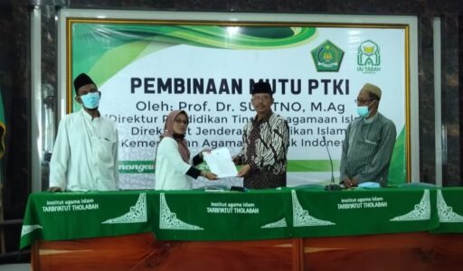 Diktis Serahkan SK Pembukaan Prodi Baru IAI Tarbiyatut Tholabah Lamongan Jawa Timur