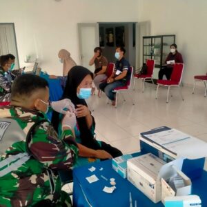 TNI AL Lanal Balikpapan Kembali Gelar Serbuan Vaksinasi Covid-19 Jenis Sinovac